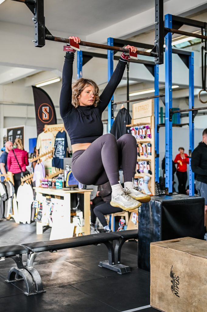 HOP Fitness member